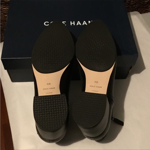 COLE HAAN - Picture 8 of 16